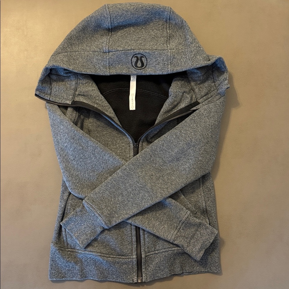 Lululemon Full Zip Scuba Jacket in Dark Heathered Gray and Black